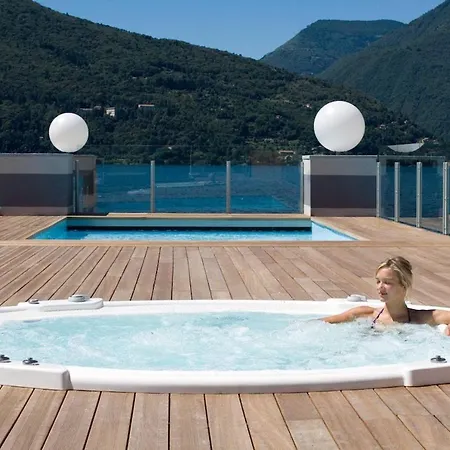 Lake Maggiore 2 Bed With Pool & Jacuzzi *